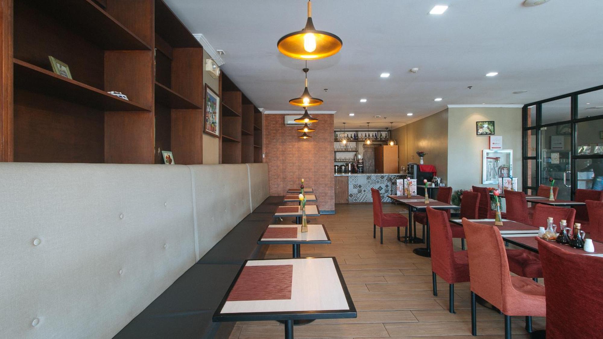 Reddoorz Plus At Mm Hotel Las Pinas Former Reddoorz Plus Near Bamboo Organ Eksteriør bilde