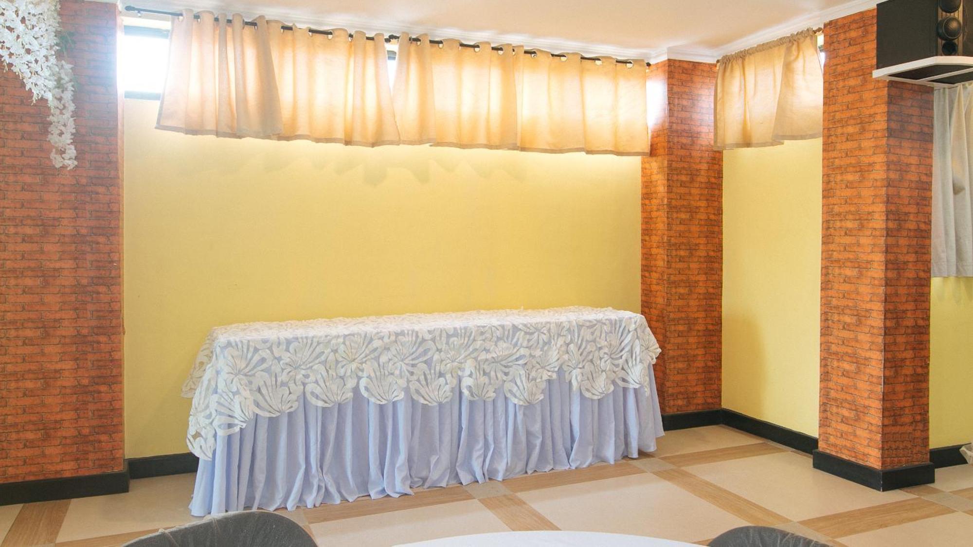 Reddoorz Plus At Mm Hotel Las Pinas Former Reddoorz Plus Near Bamboo Organ Eksteriør bilde